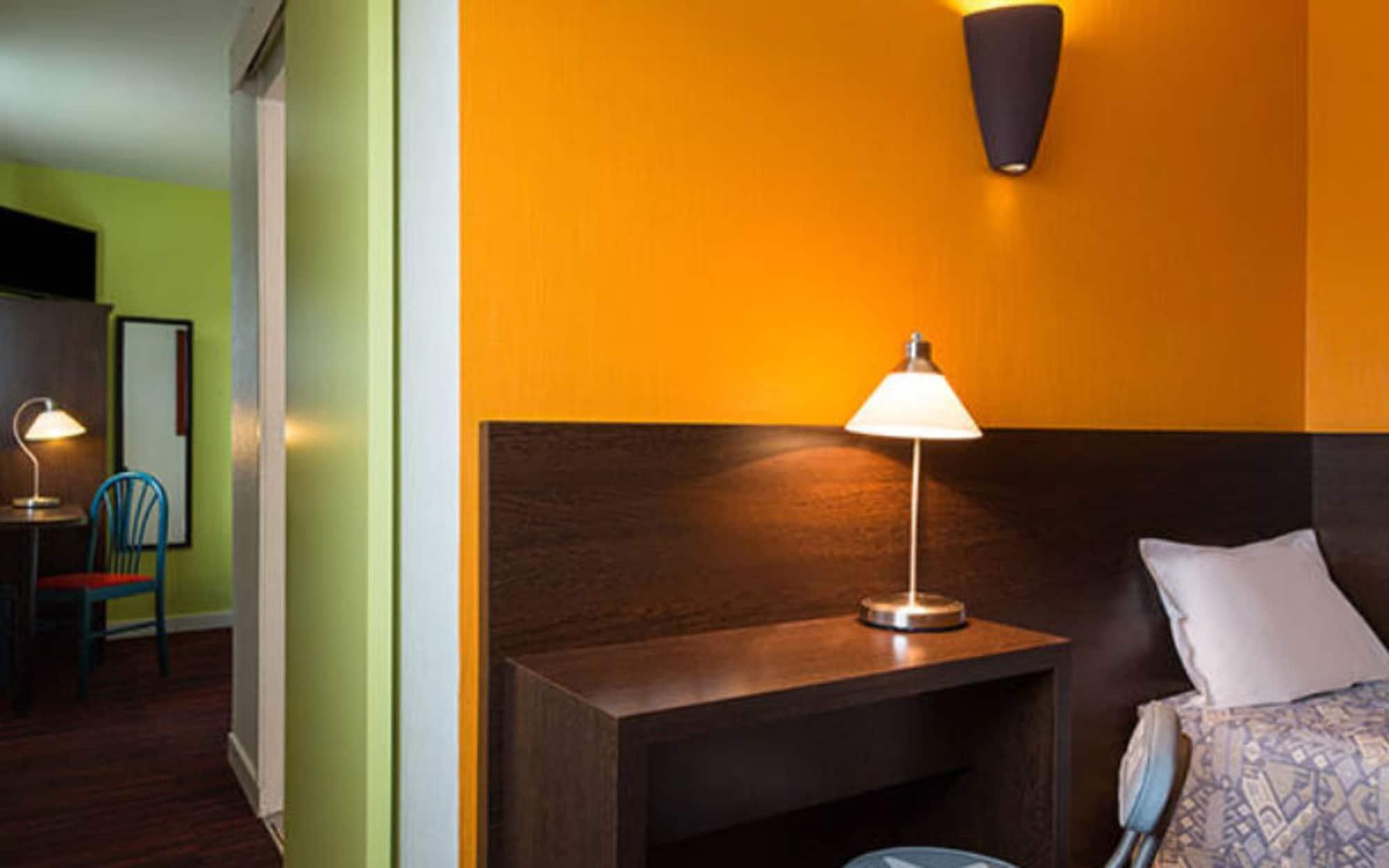 The Originals City, Hotel Helios, Roanne Nord Mably Exteriér fotografie